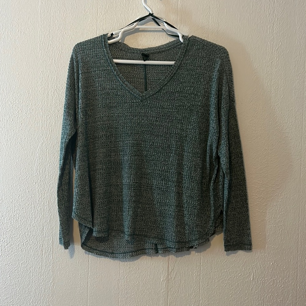 Green oversized sweater